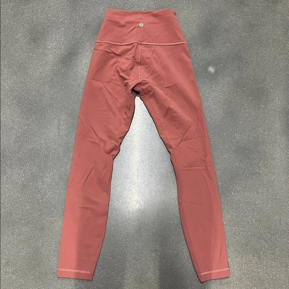 Lululemon Crop Leggings in Mauve Size 4